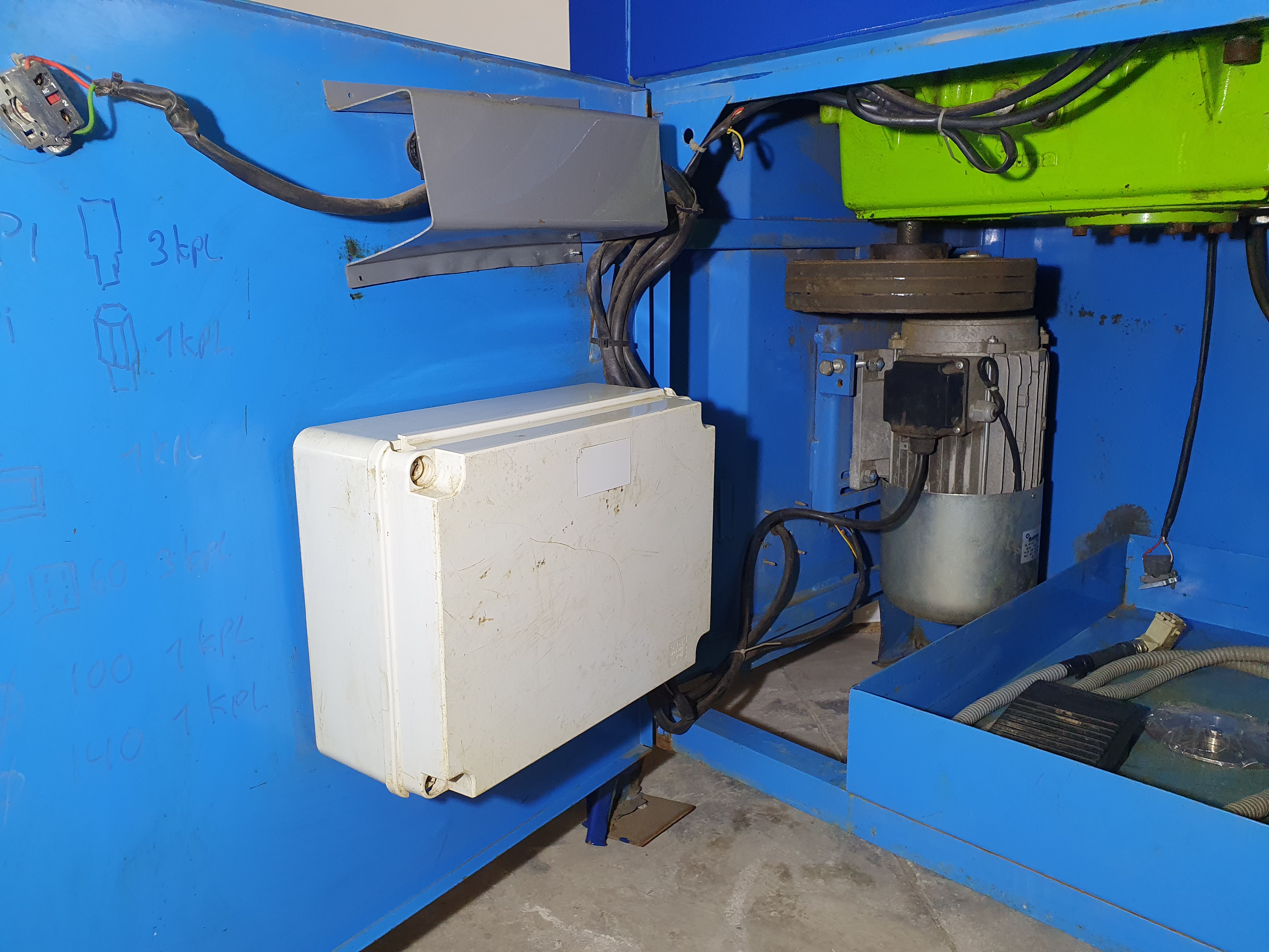 Armatuuripainutuspink, armatuuri painutaja – foto 8, Rideen