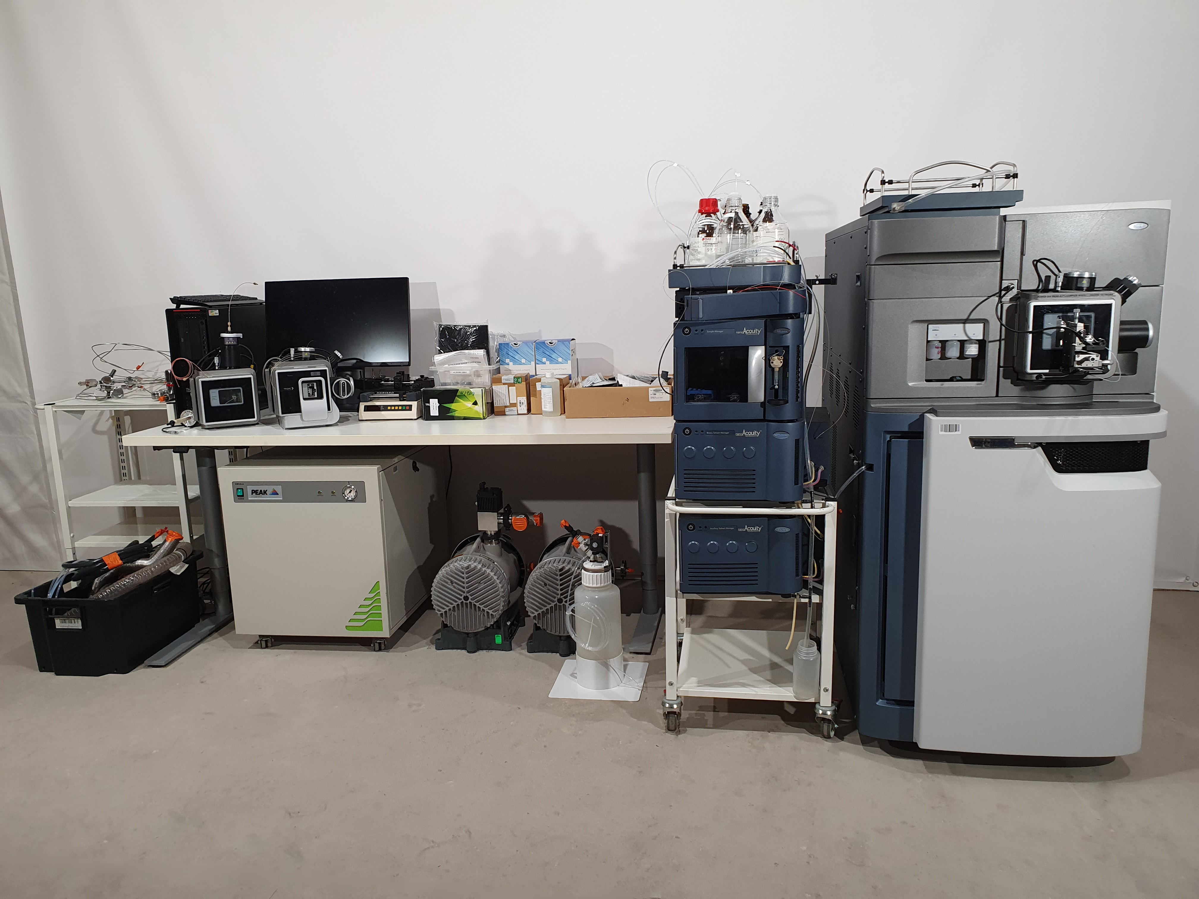 Waters Synapt G2-Si HDMS massispektromeeter ja Waters NanoAcquity UPLC – foto laost, Rideen Rakvere