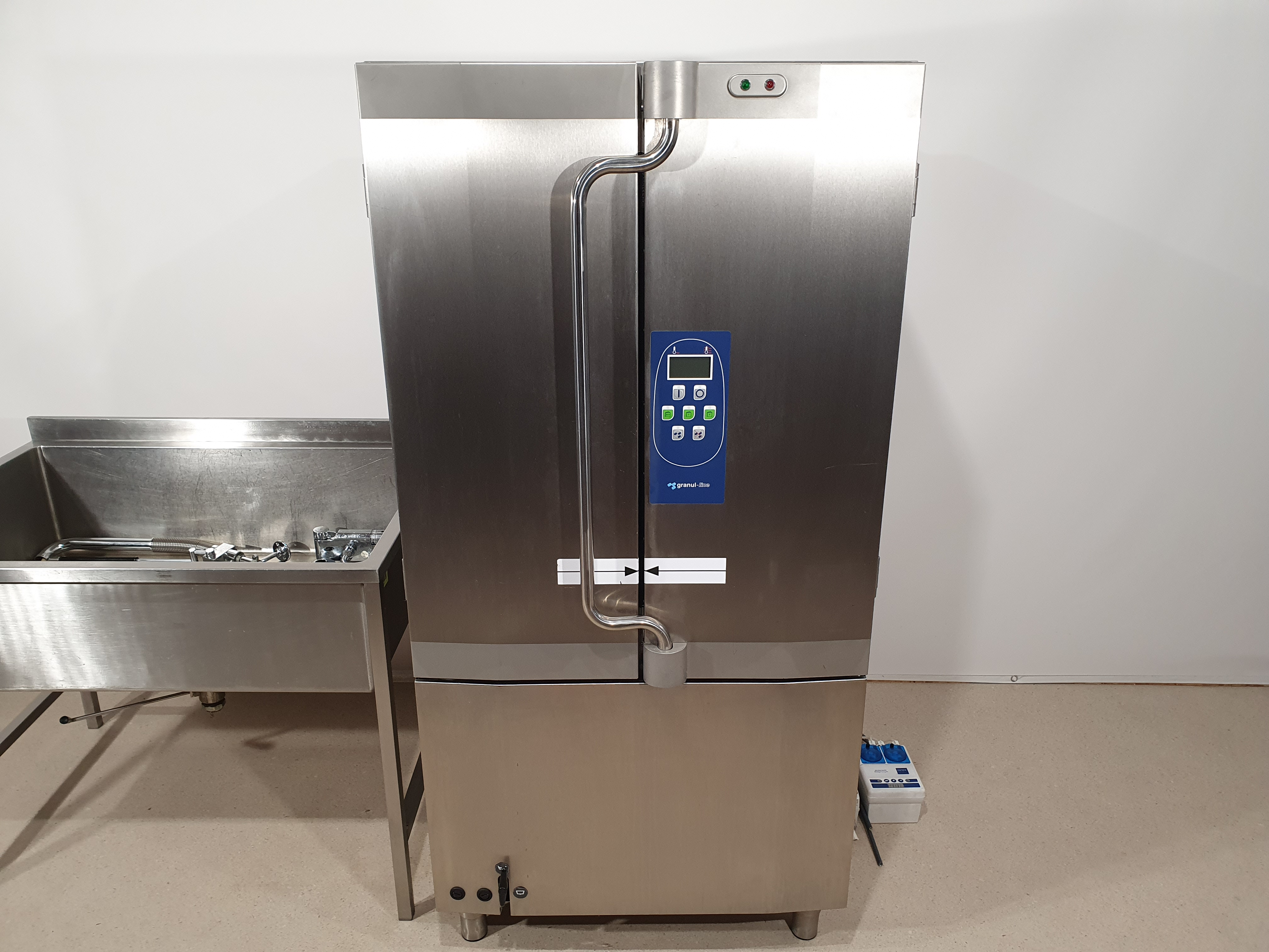 Dishwasher, pot washing machine Granuldisk with sink and tap – Foto 4, Rideen