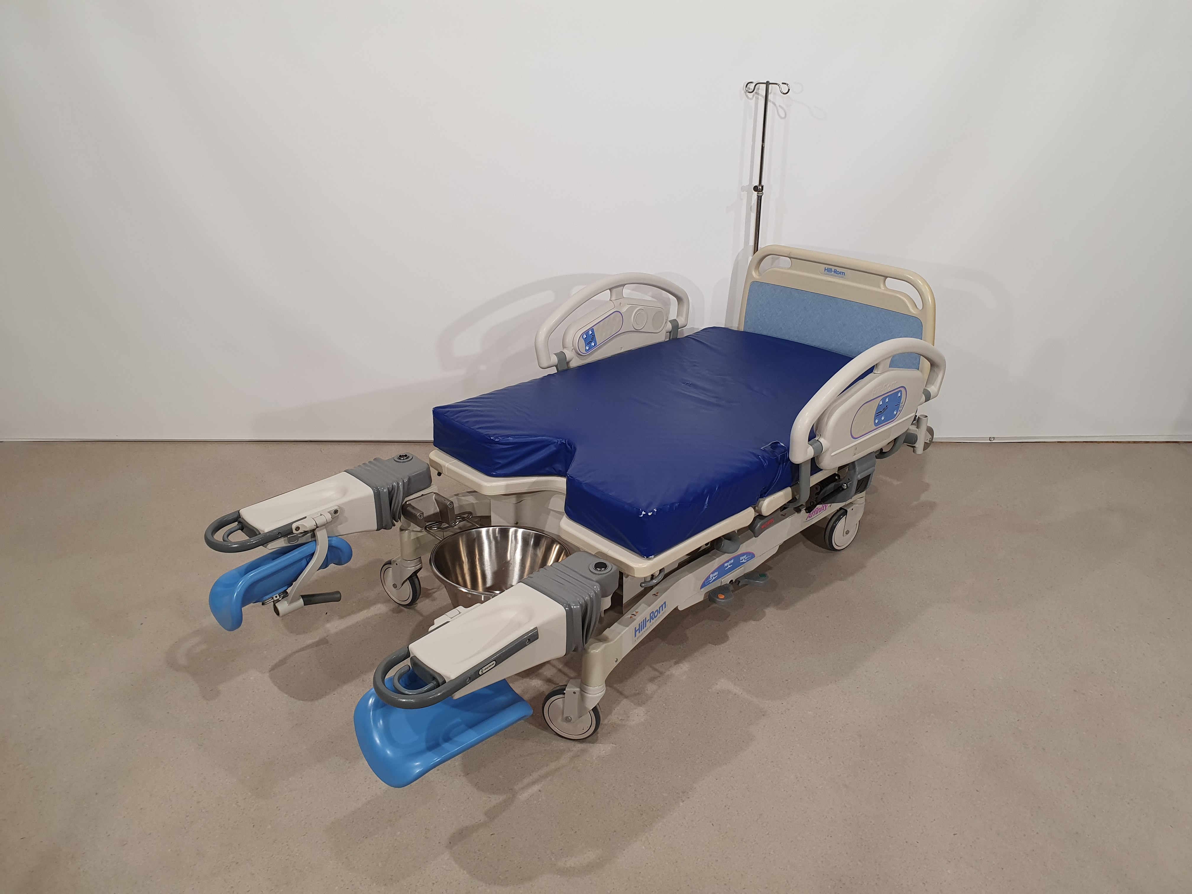 Birthing bed, gynaecological bed, Hill-Rom P3700 – photo 4, Rideen