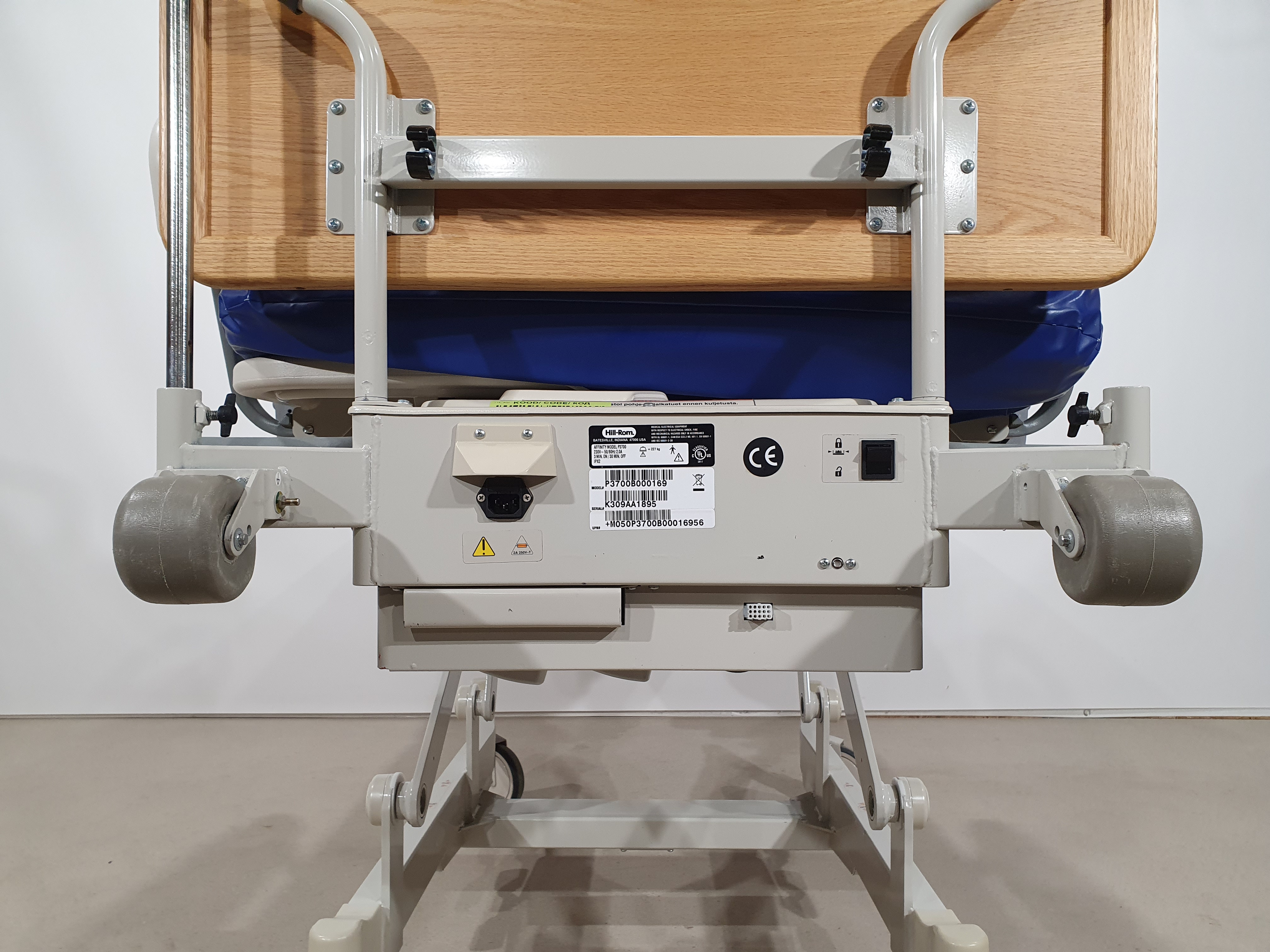 Sünnitusvoodi, günekoloogiline voodi, Hill-Rom P3700 – foto 22, Rideen