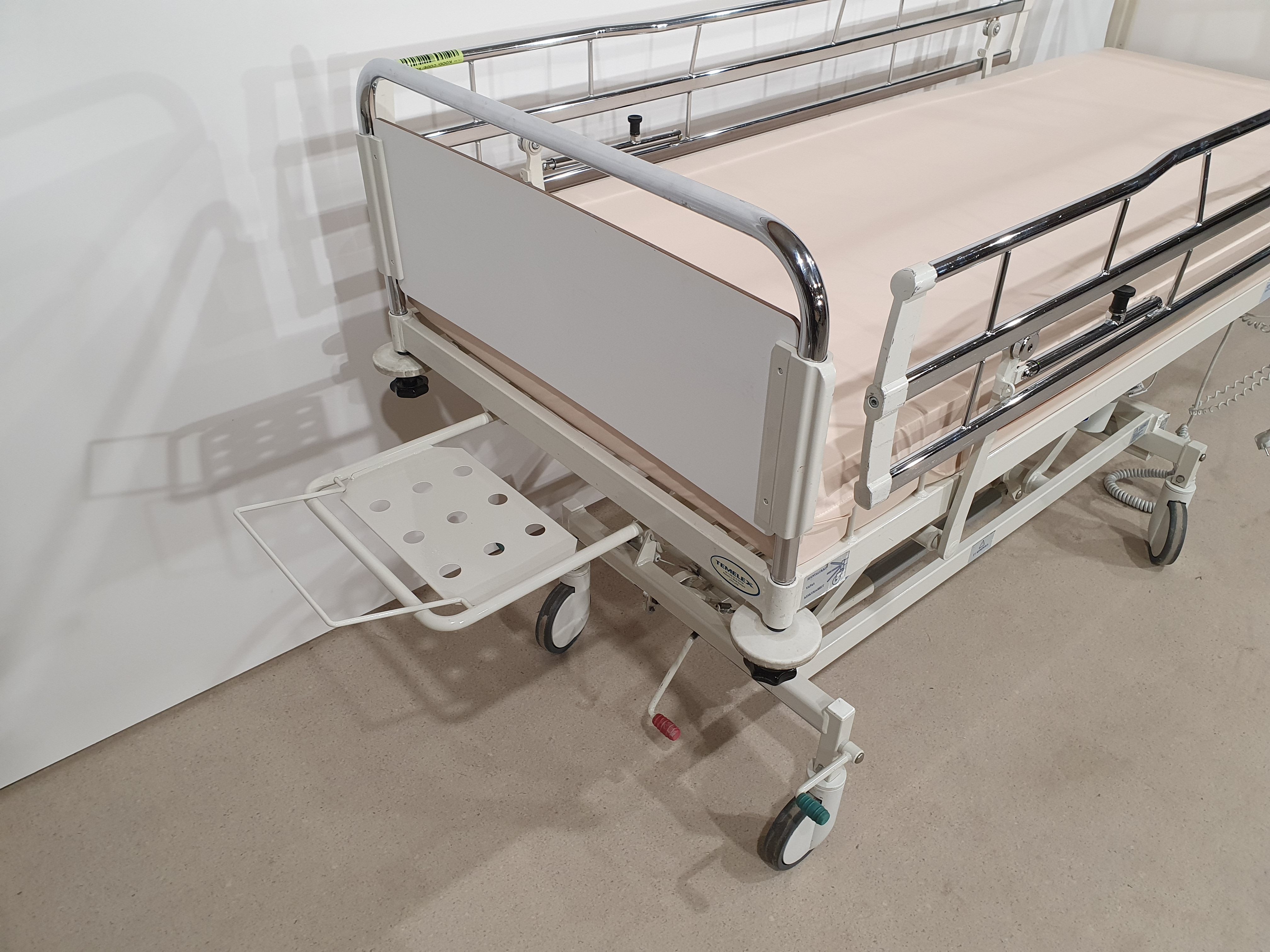 Elektriline hooldusvoodi, haiglavoodi, taastusravi voodi – foto 12, Rideen