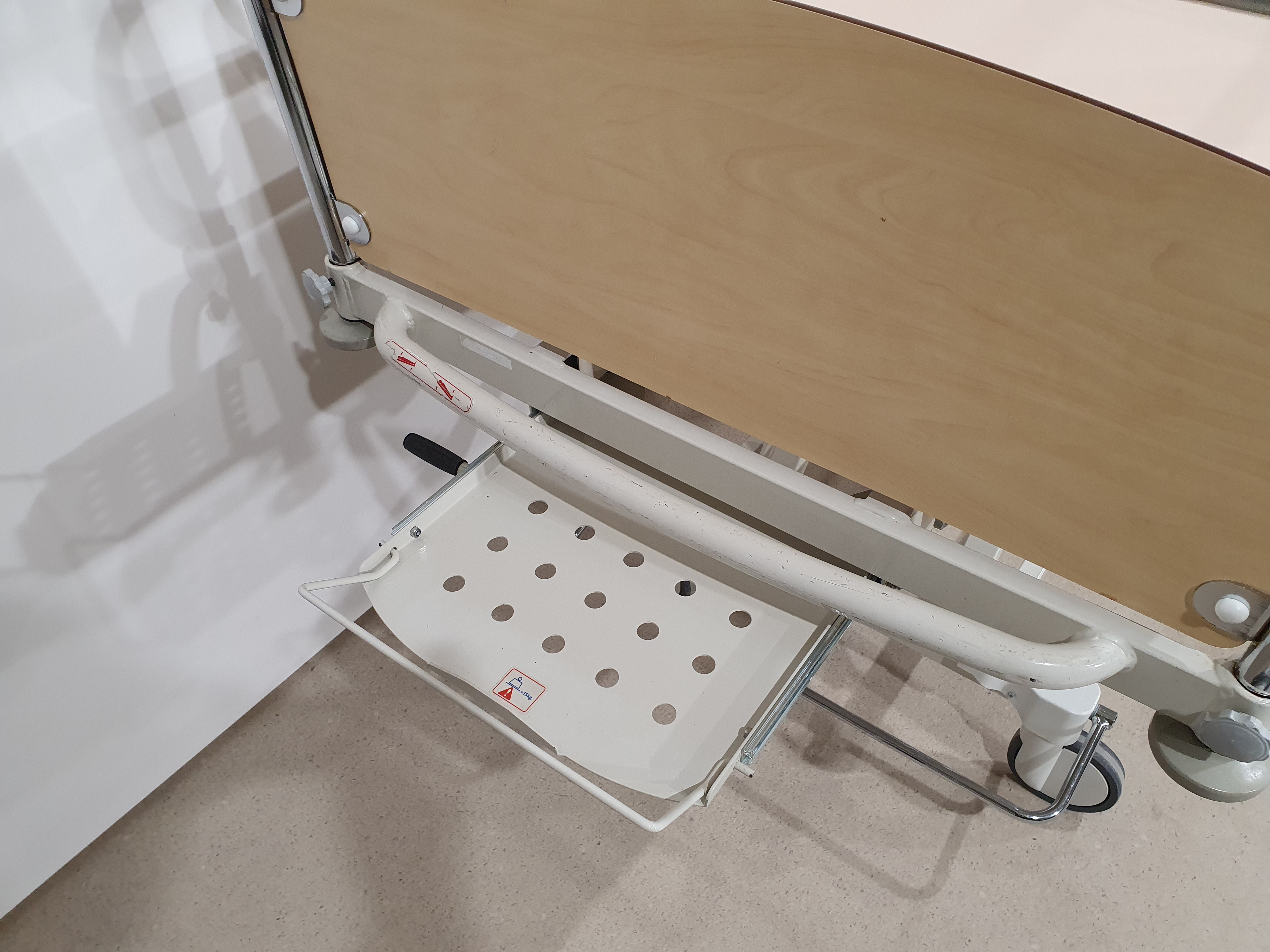 Electric care bed, hospital bed, rehabilitation bed – photo 12, Rideen
