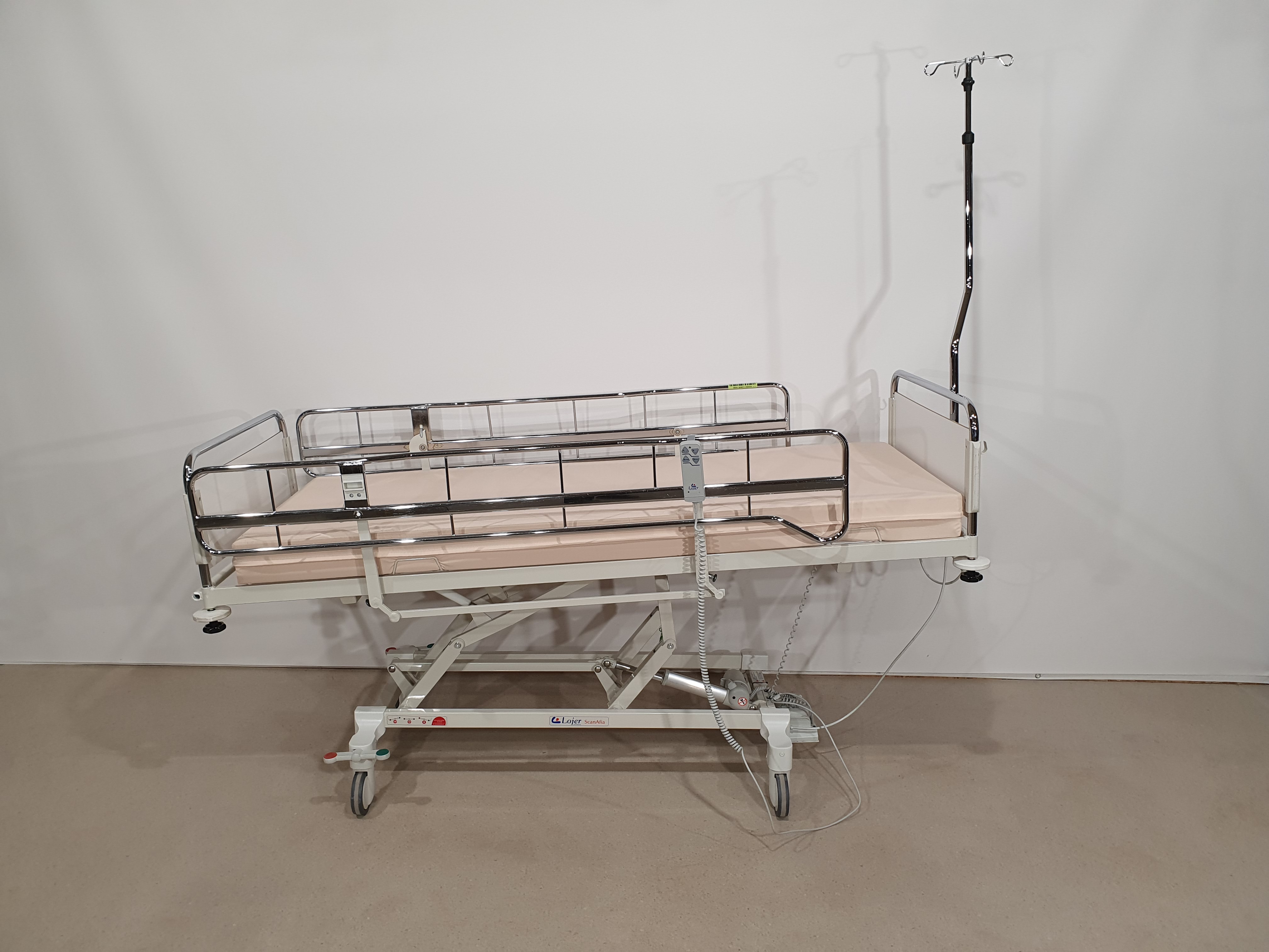 Electric care bed, hospital bed, rehabilitation bed – Foto 8, Rideen