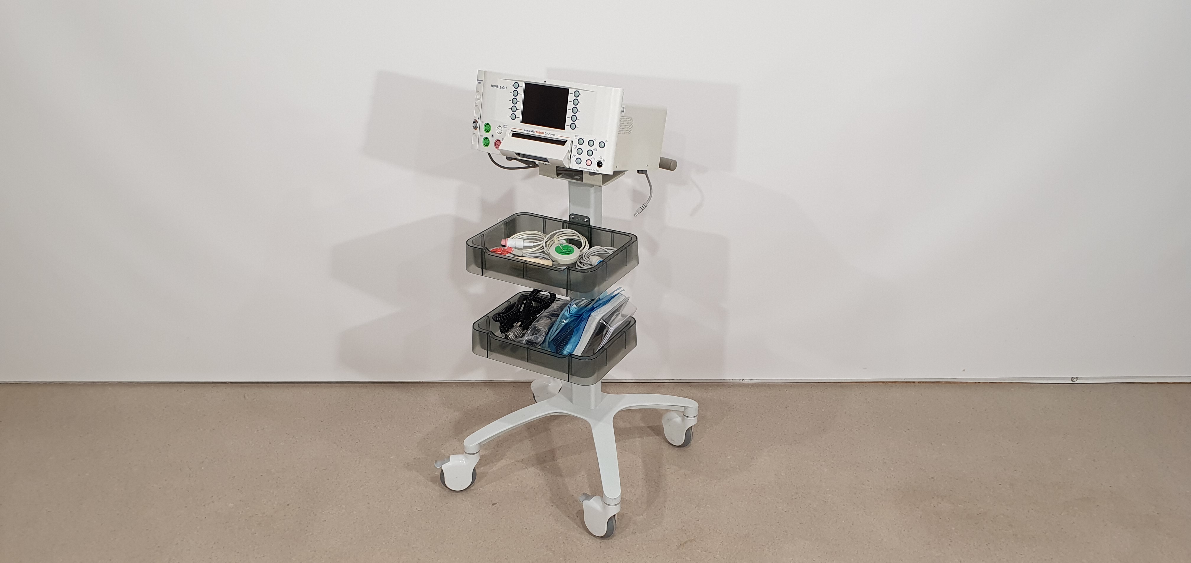 Kardiotokograaf, loote monitor, loote ja ema monitor – foto laost, Rideen Rakvere