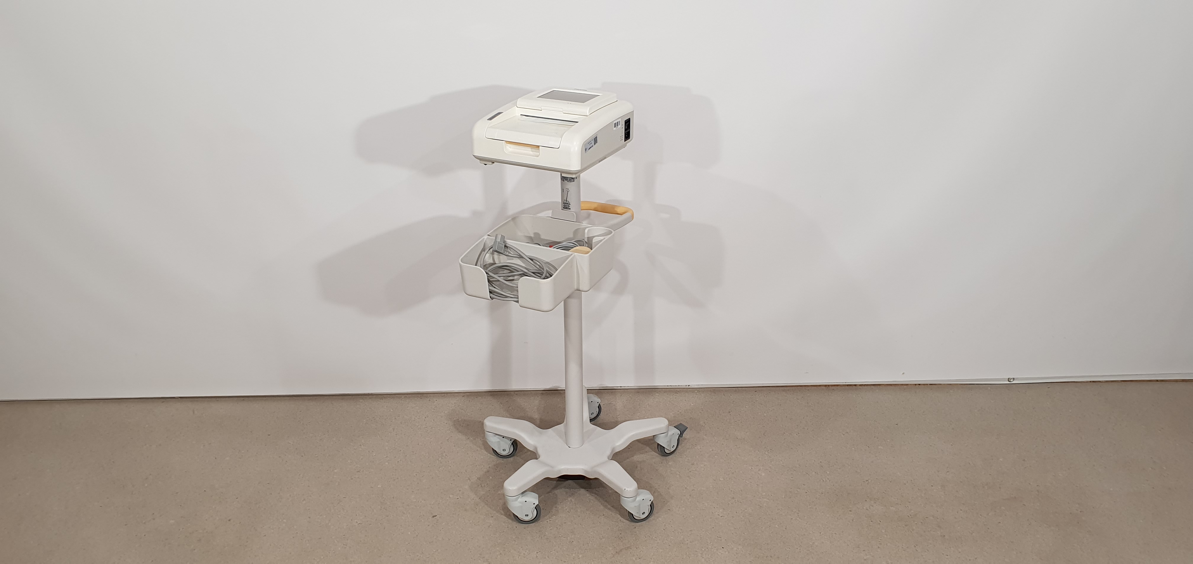 Kardiotokograaf, loote monitor, loote ja ema monitor – foto laost, Rideen Rakvere