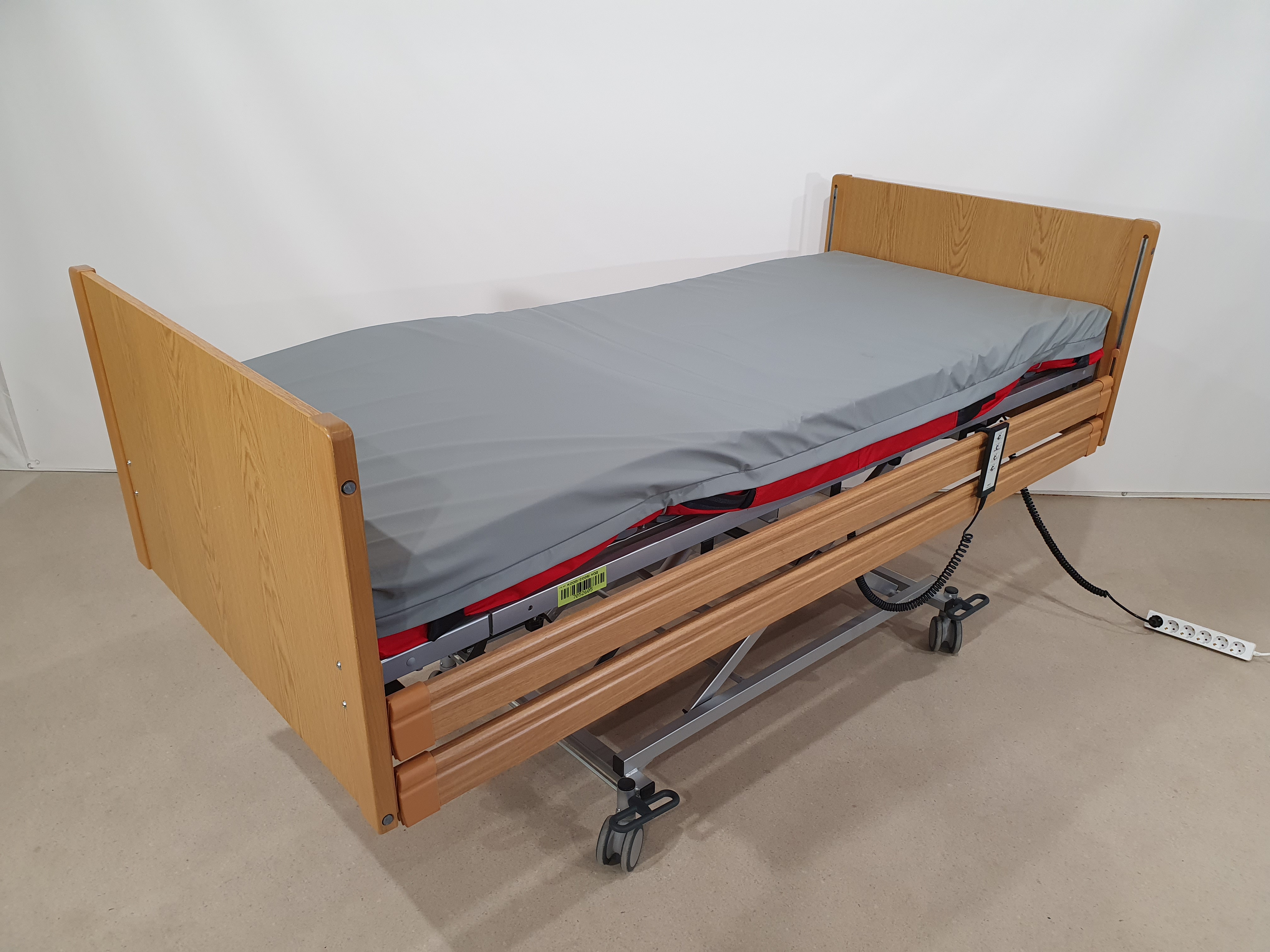 Electric care bed, hospital bed, rehabilitation bed – Foto 10, Rideen