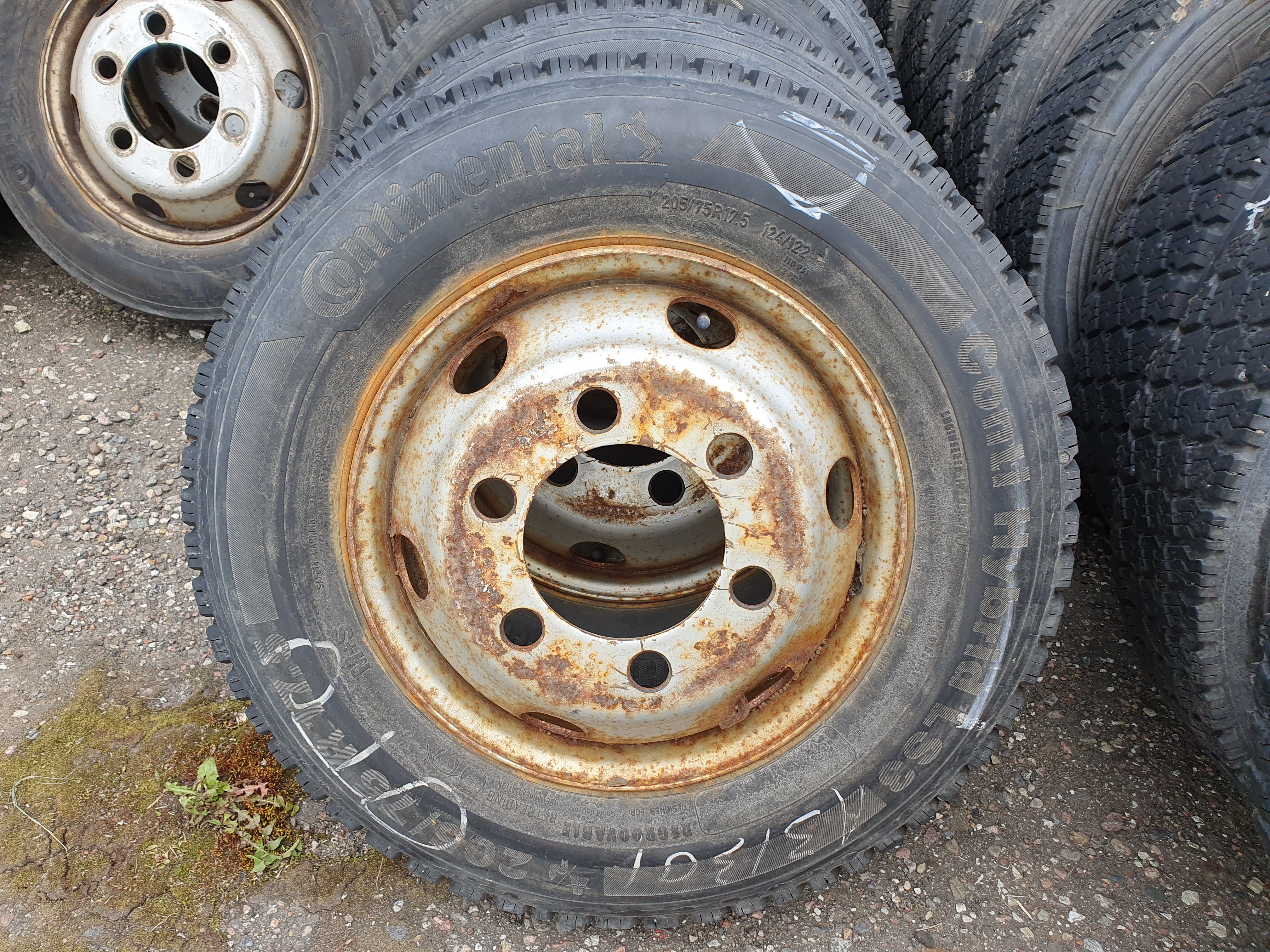 Truck tyres with rims 118tk – Foto 17, Rideen