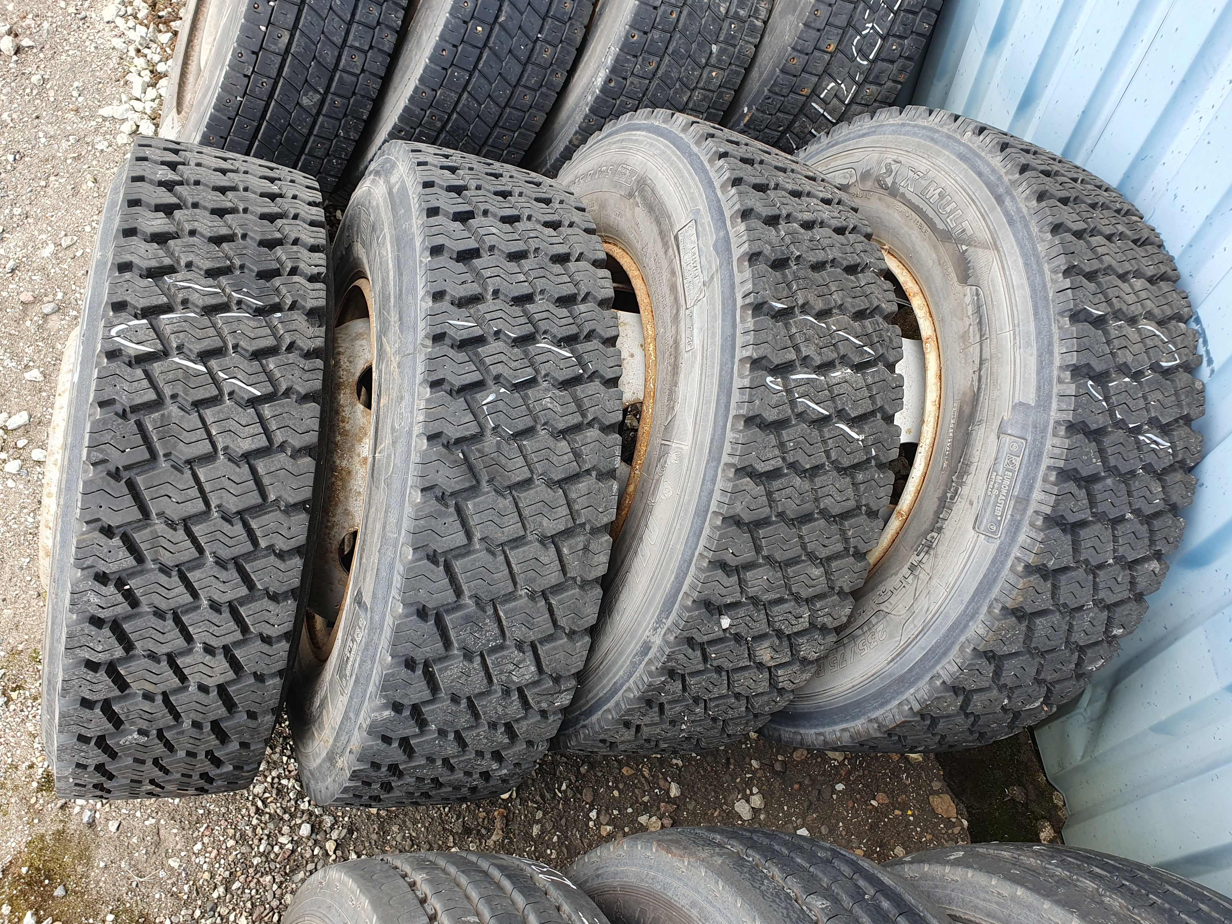 Truck tyres with rims 118tk – Foto 31, Rideen