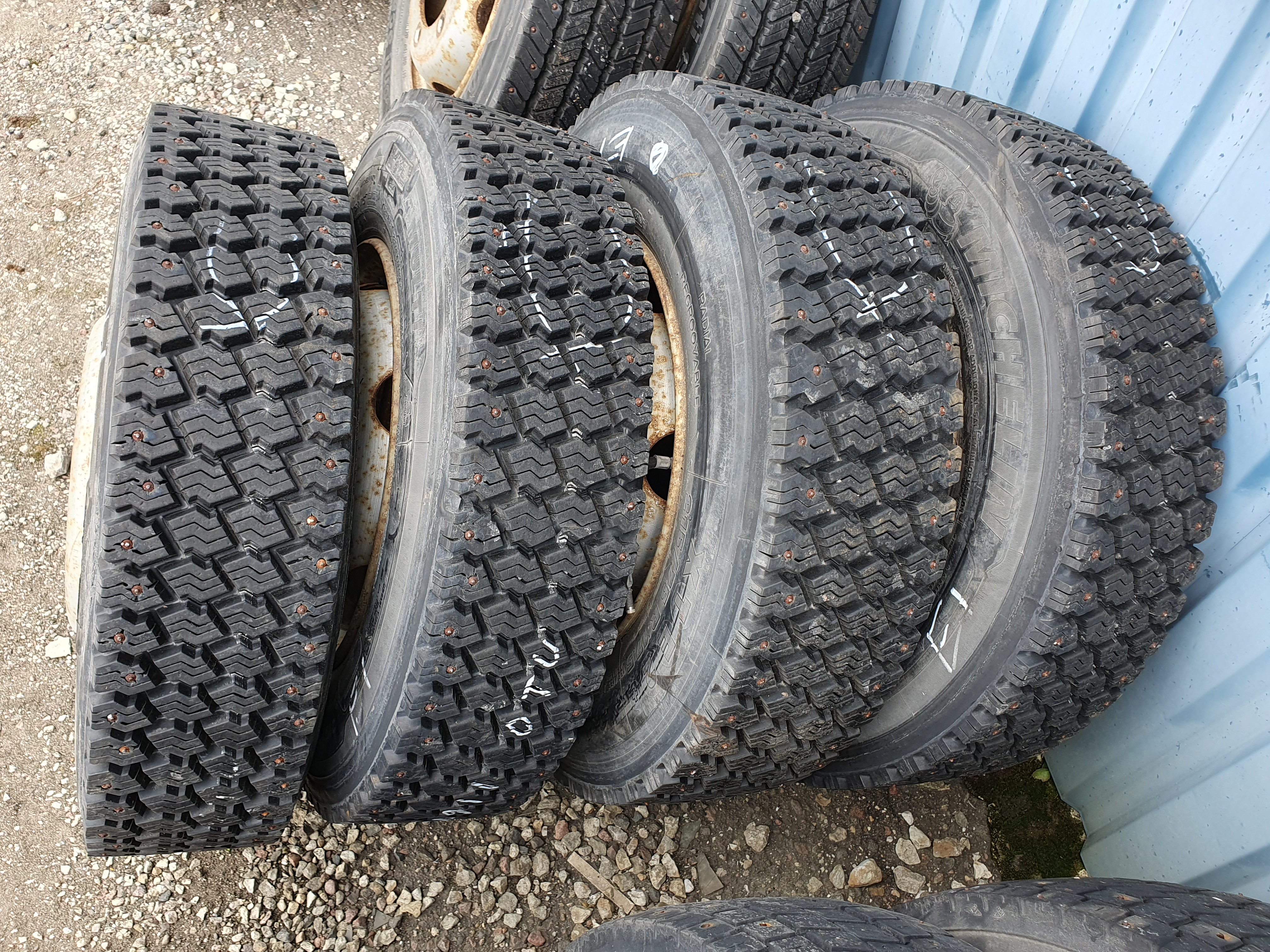 Truck tyres with rims 118tk – Foto 35, Rideen